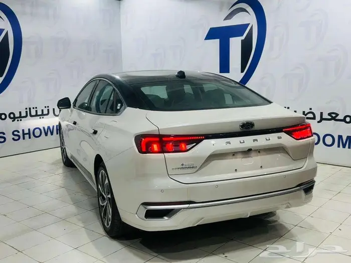 فورد تورس تيتانيوم فل كامل 2026 3