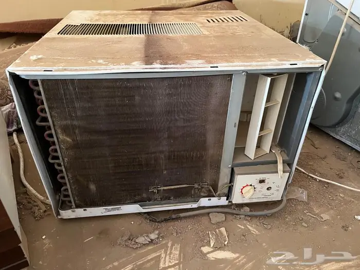 للبيع 3 مكيفات واحد منهن شبه جديد 4