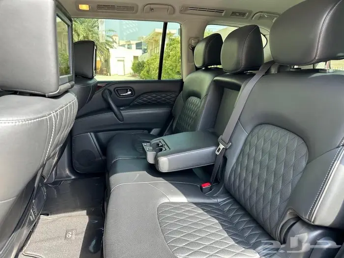 انفينتي QX80 6