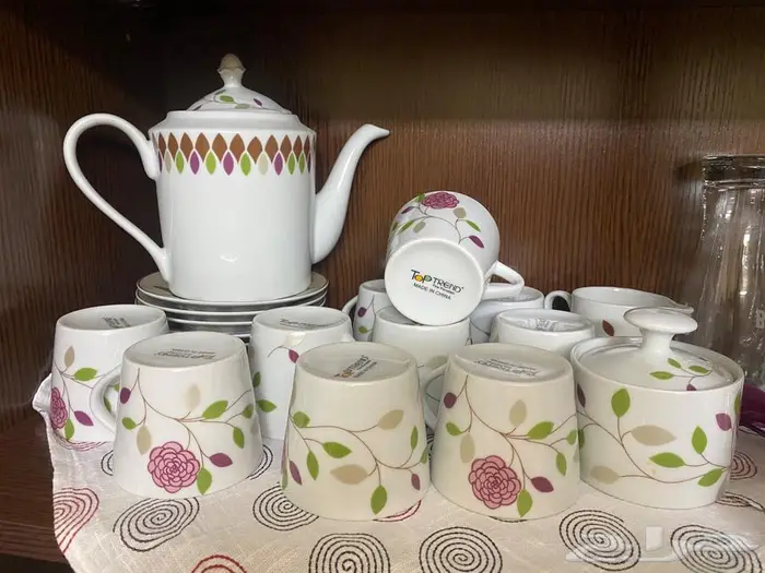 طقم صحون بورسلان اصلي 1