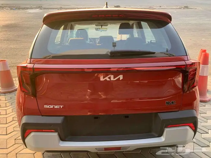 كيا سونيت 2026 ستاندر احمر سقف اسود بعروض مميزه جدا 6