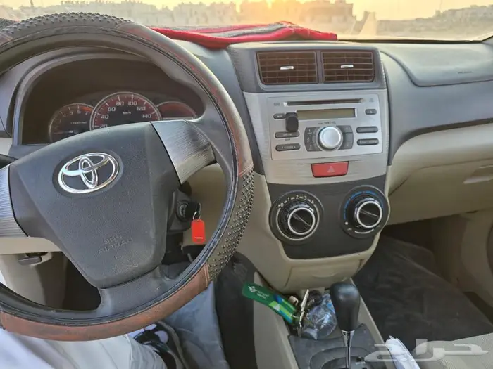 تويوتا أفانزا 2015 5