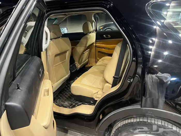 إكسبلورر أسود 2016 ستاندر بدون دبل خليجي ماشي 100ألف 9