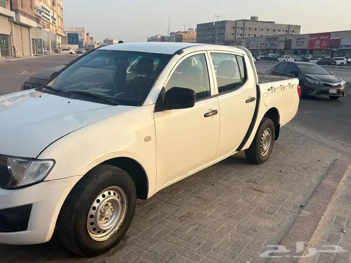 متسوبيشي 2012 3