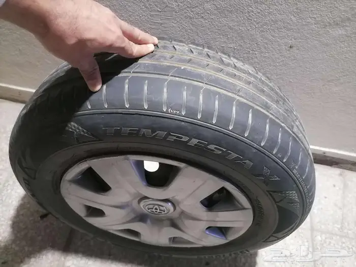 للبيع جنوط حديد كورلا اصلي 1