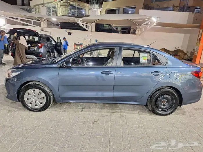 للبيع سيارة كيا ريو موديل 2020 3