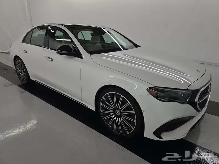 2024 Mercedes-Benz E 350 4MATIC Sedan 3