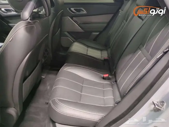 2021 لاند روفر فيلار S 10