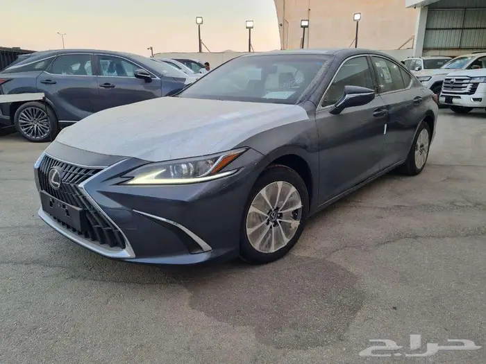 لكزس ES300h هايبرد 2025   رمادي 0