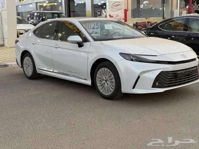 كامري LE بنزين 4