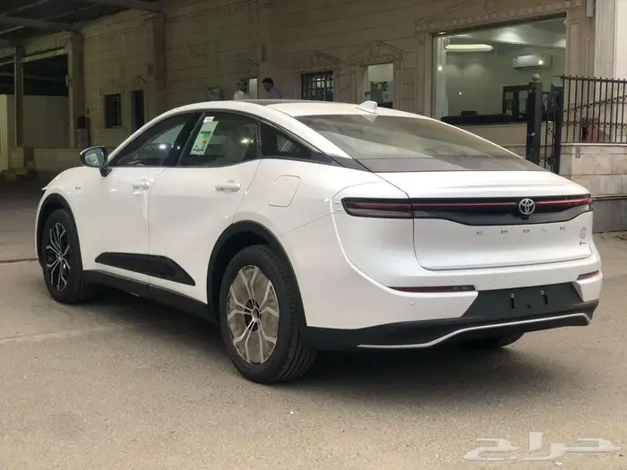 تويوتا كروان برستيج 2026 سعودي أبيض هامش ربح ممتاز 3