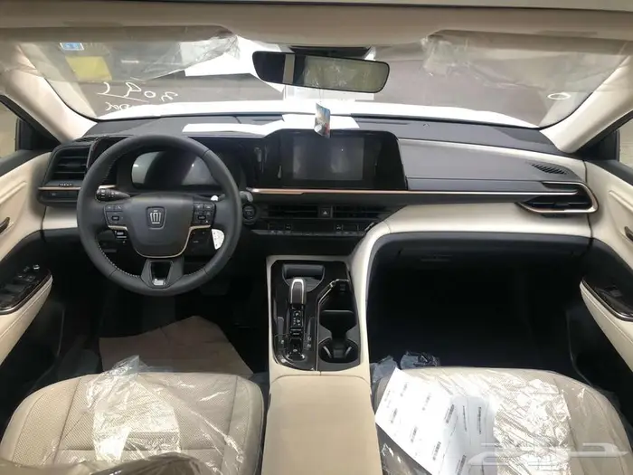 تويوتا كروان برستيج 2026 سعودي أبيض هامش ربح ممتاز 4