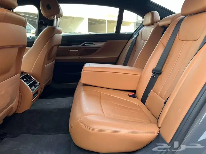 BMW730LI 2022 نظيف سعودي وكاله 8