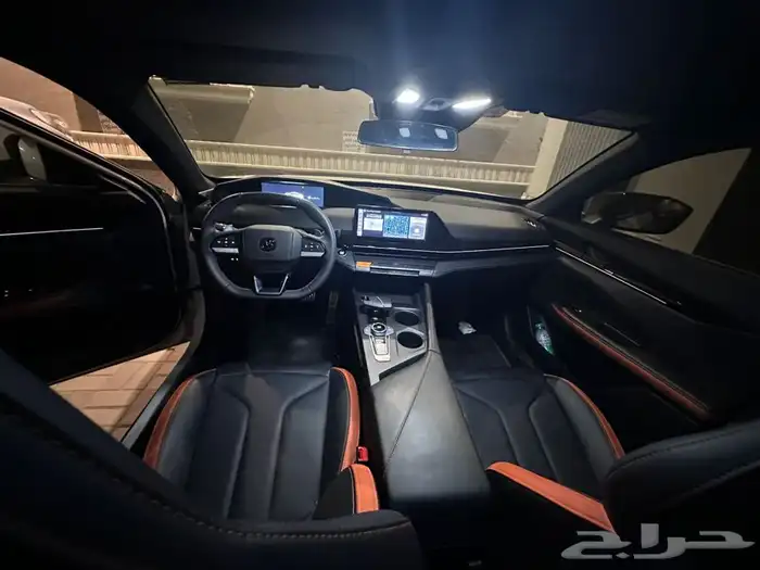 للبيع شانجان يوني في موديل 2025 8