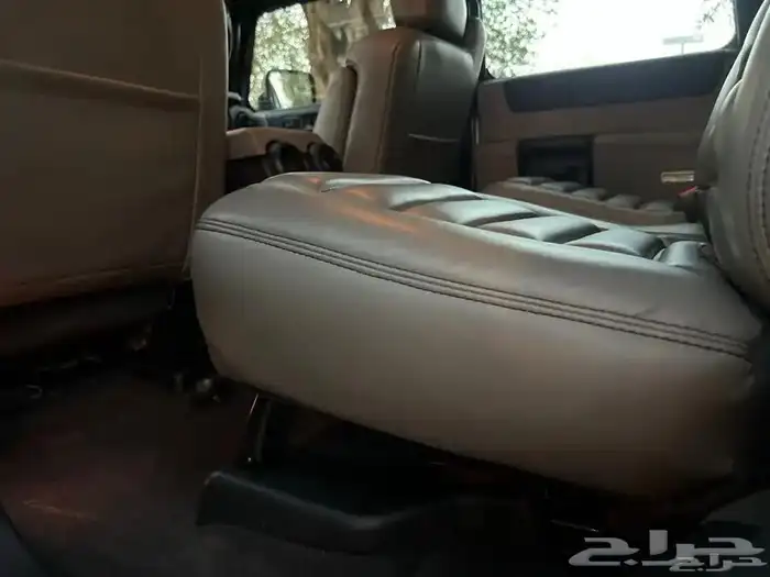 مخزن همر 2006 الجميح عداد 165 الف كم فقط 67