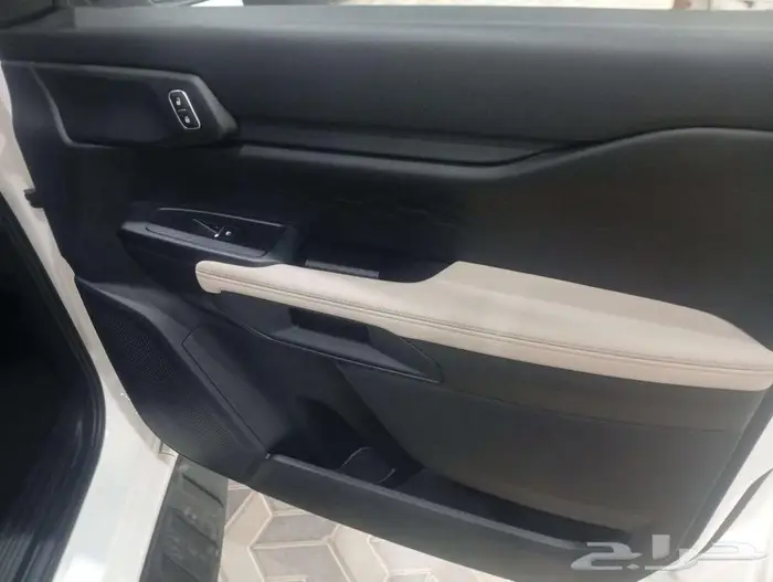 فورد ايفرست XLSبنزين-2025 اقساط وكاش 16