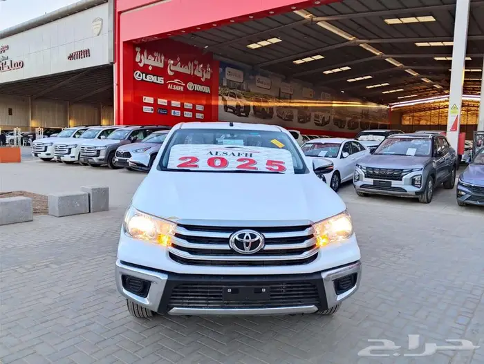 تويوتا هايلوكس غمارتين GL بدون دبل موديل 2025 سعودي 1