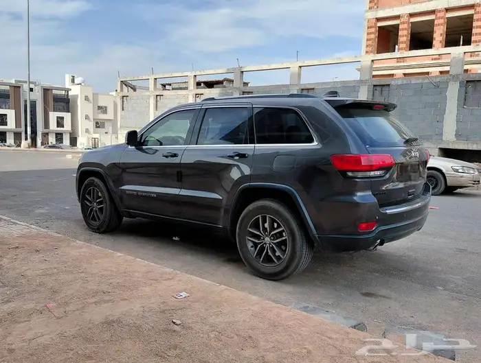 جراند شيروكي v6 2017 4