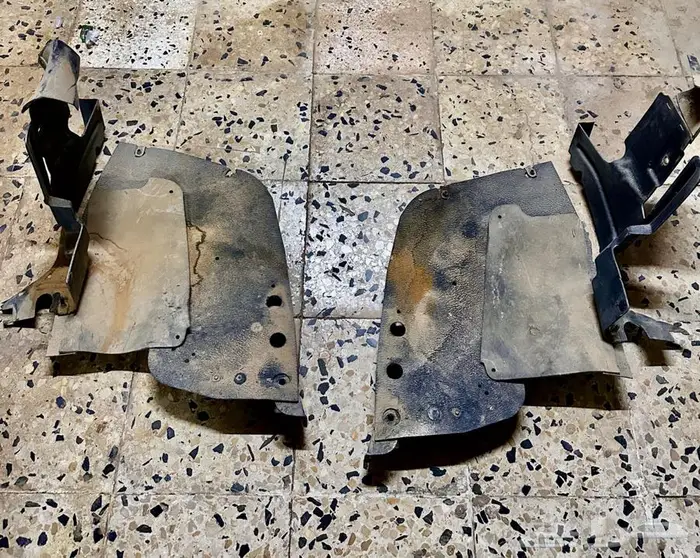 بطانة رفرف و بطانة صدام فورد 1