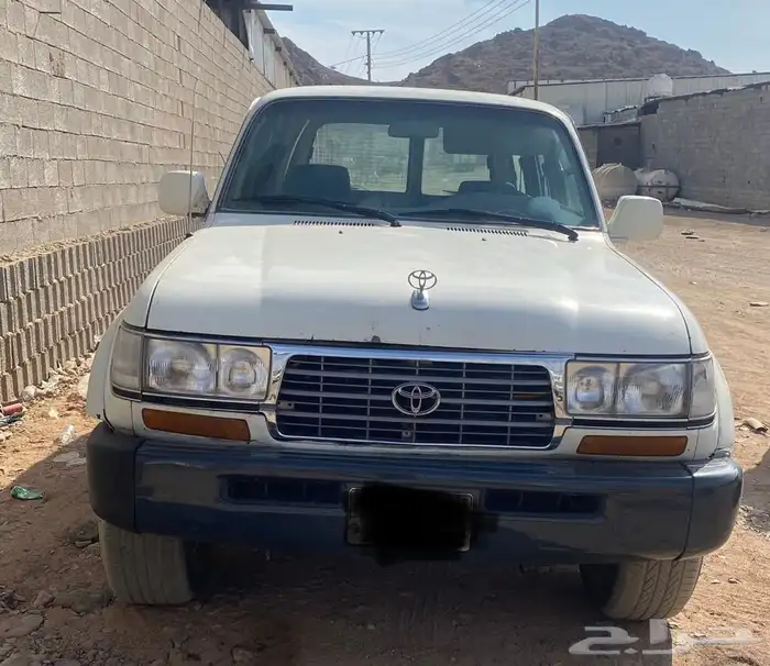 جيب صالون لاندكروزر 97 5