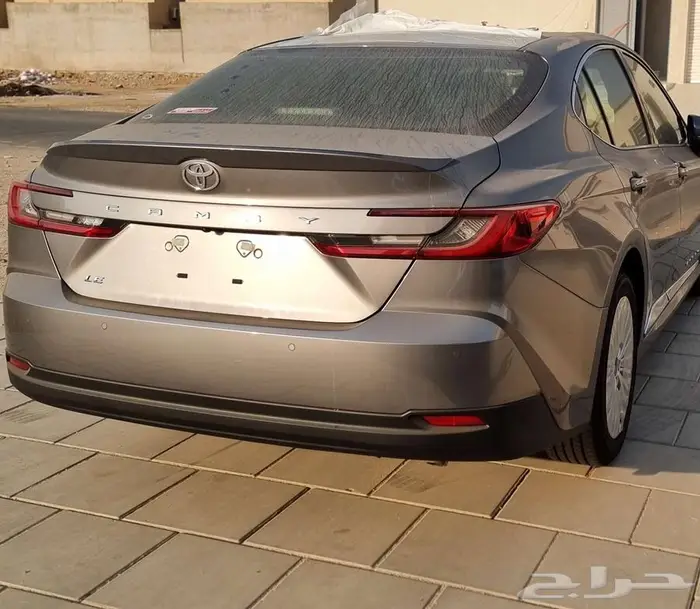 كامري نصف فل 2025 LE تيتانيوم 119.000 0