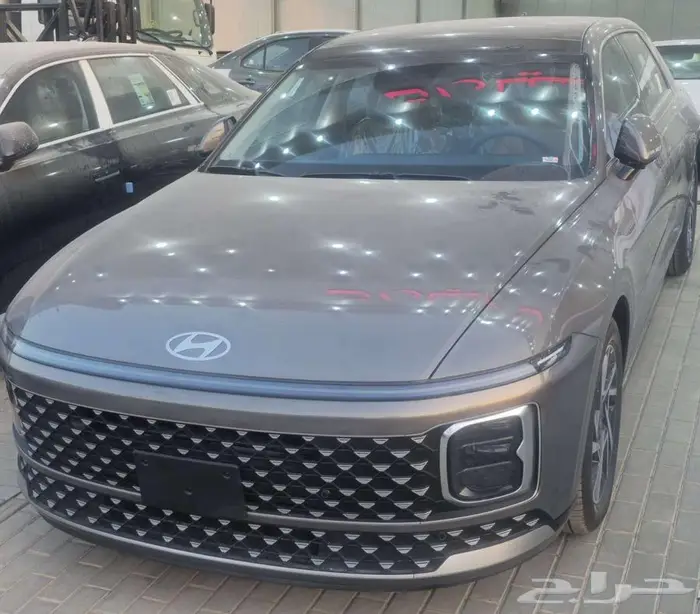 هيونداي ازيرا كلاسيك 2025 لتمويل البنوك - كاش 9