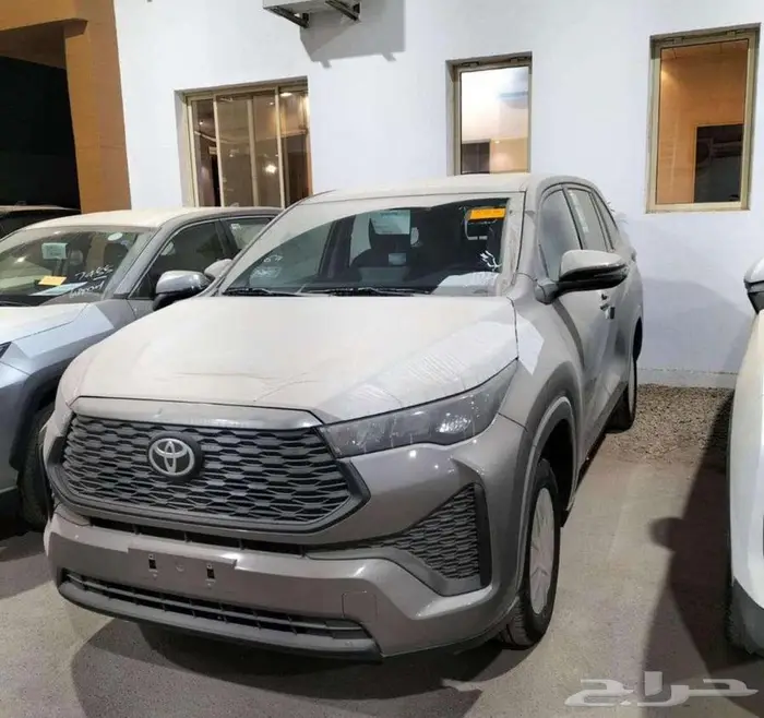 تويوتا انوفا بنزين 2025 و 2026 كاش واقساط 2