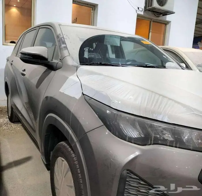 تويوتا انوفا بنزين 2025 و 2026 كاش واقساط 4