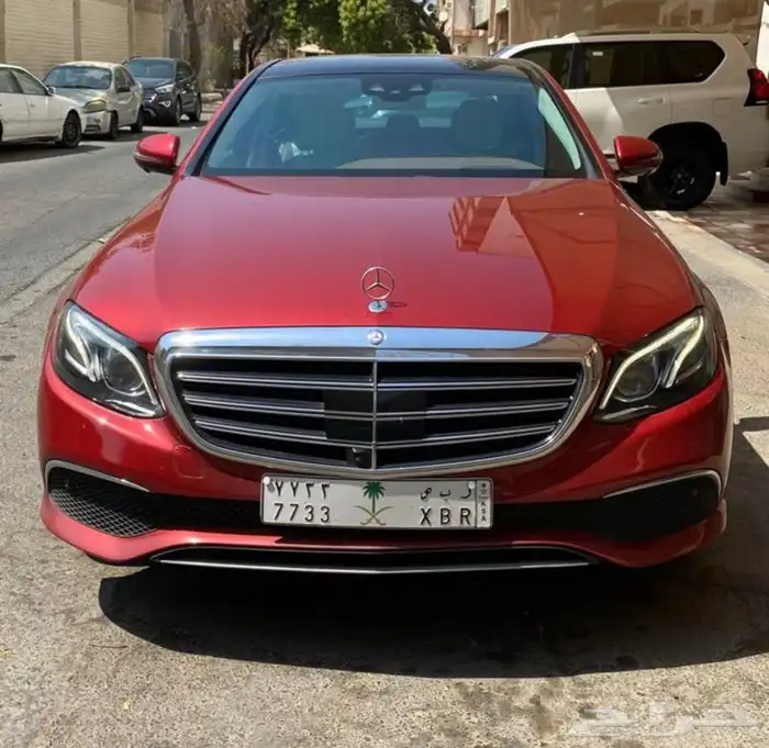 E300 2017 امريكي داخلية ديزاينو محول طبلون خليجي 0