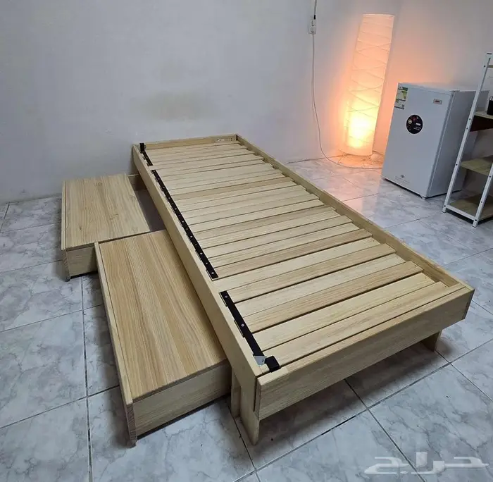 سرير خشبي قابل للتمديد مع تخزين من ايكيا IKEA GLAMBERGET 1