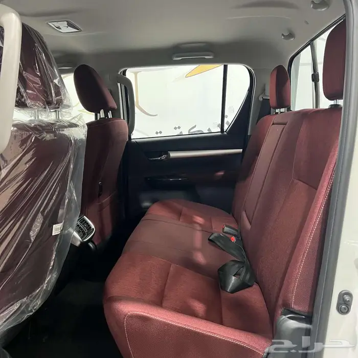 هايلوكس GLXS م2.7 فل كامل دبل بنزين تماتيك بريمي 2025 4