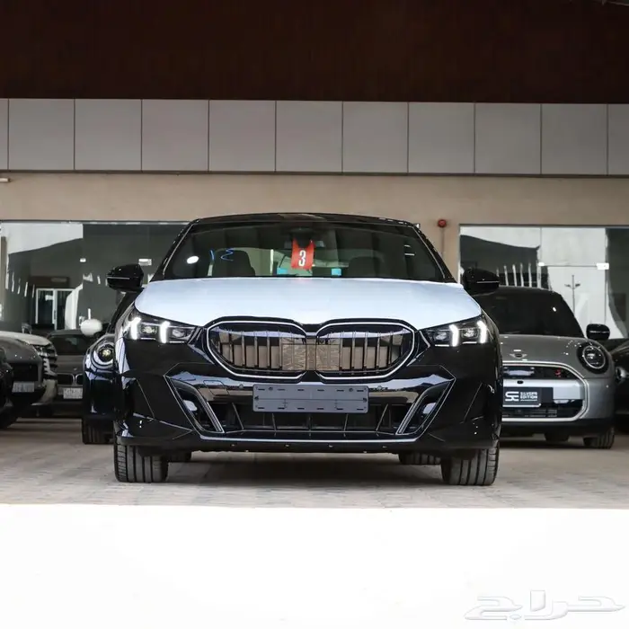 BMW 520 2026 ام كت اسود داخل اسبرسو 0