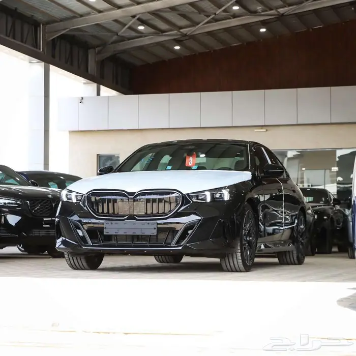 BMW 520 2026 ام كت اسود داخل اسبرسو 2