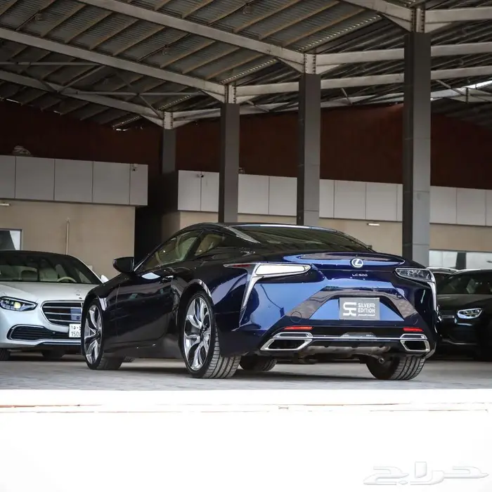 لكزس ال سي 500 موديل 2018 4