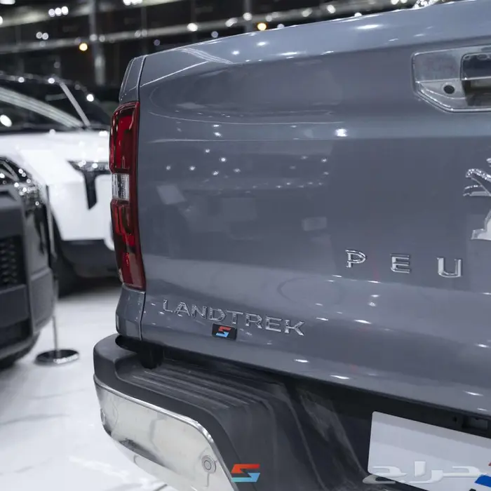 بيجو لاند تريك جير اتوماتيك بنزين دبل موديل 2023 عرض خاص 7