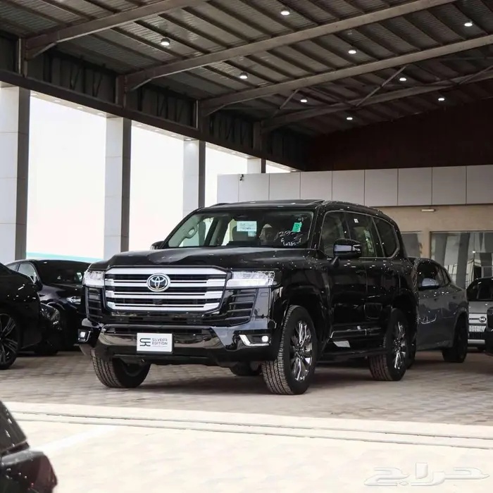 تويوتا لاندكروزر جي اكس ار L4 موديل 2025 اصفار 1