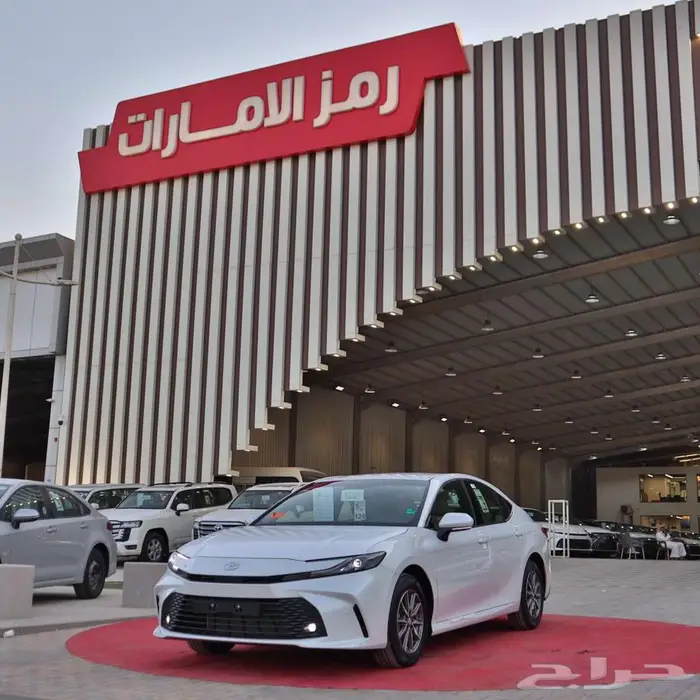 تويوتا كامرى ستاندر E 2025 بنزين 7