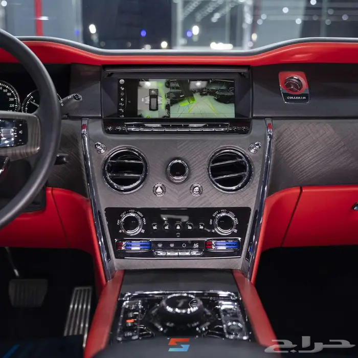 رولز رويس كولينان موديل 2020 25