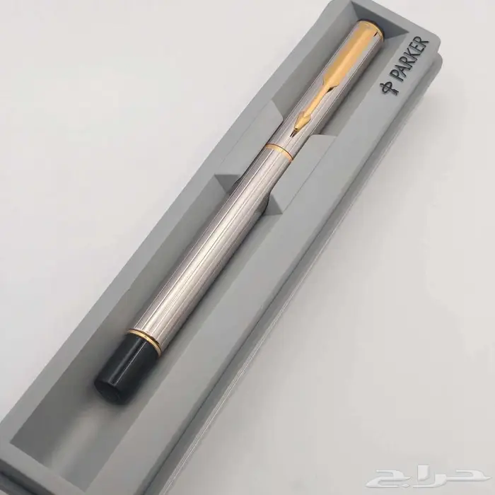 قلم باركر 88 ريالتو   اللون الفضي بتطعيمات سوداء وذهبية 1