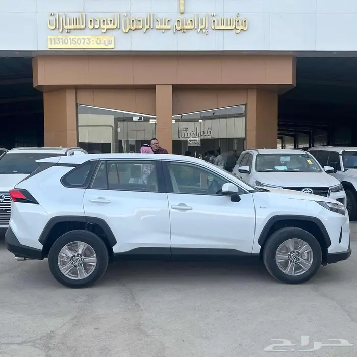 تويوتا راف فور نص فل هايبرد XLE HEV 2025 2