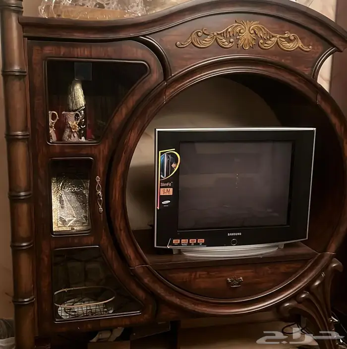 دولاب تلفزيون للبيع مع التلفزيون 0