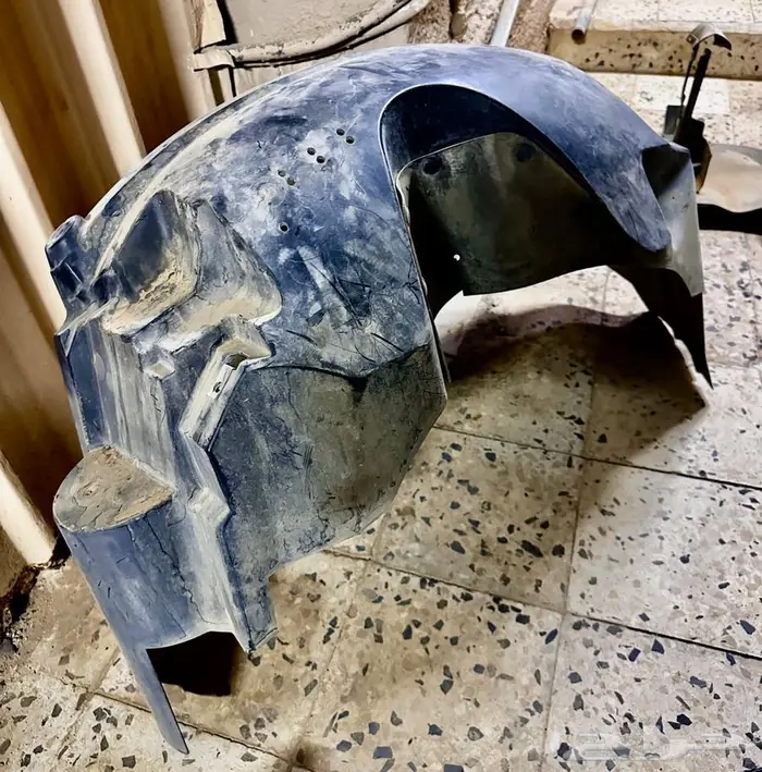 بطانة رفرف و بطانة صدام فورد 0