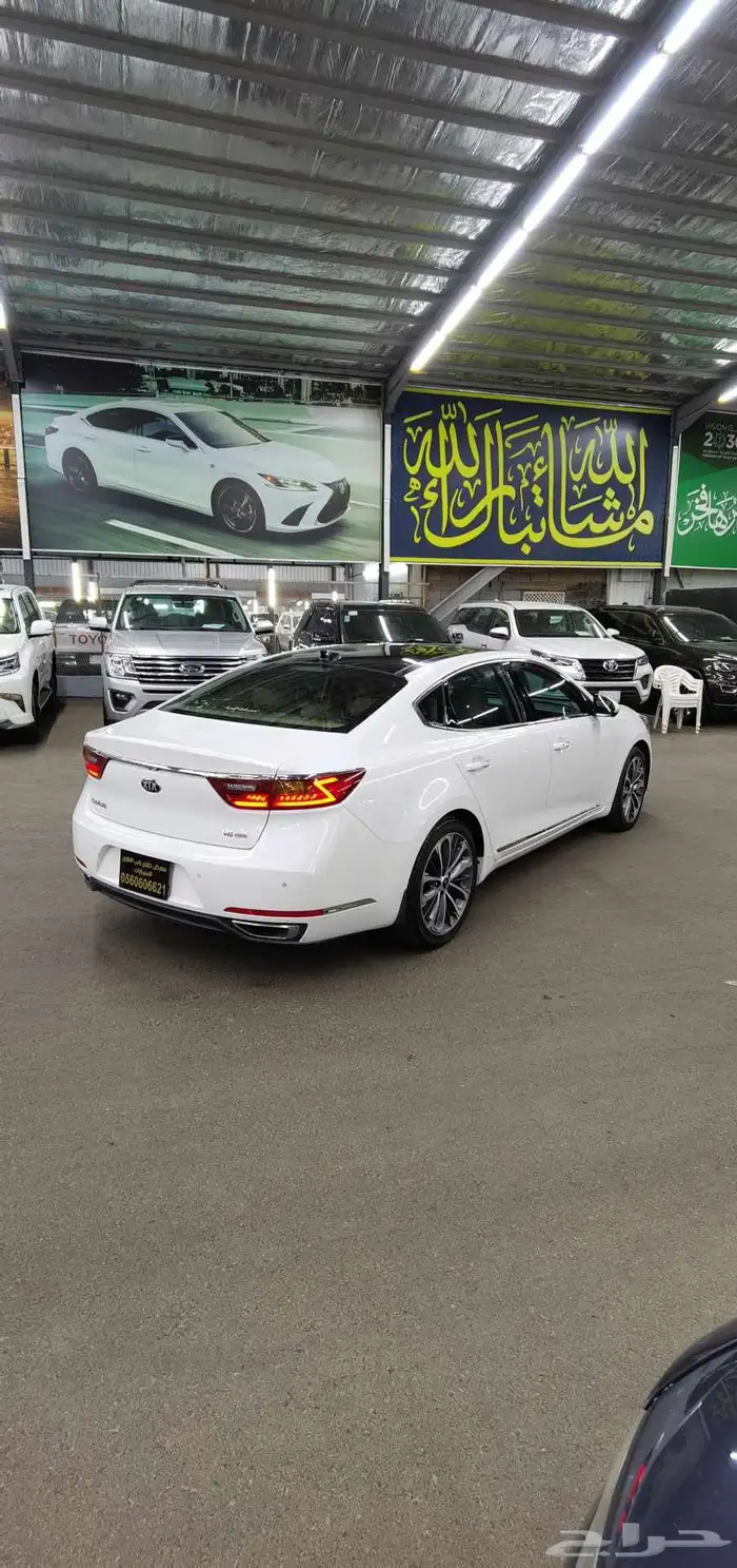 كيا كادنزا الموديل 2017 فل كامل 6 سلندر 9