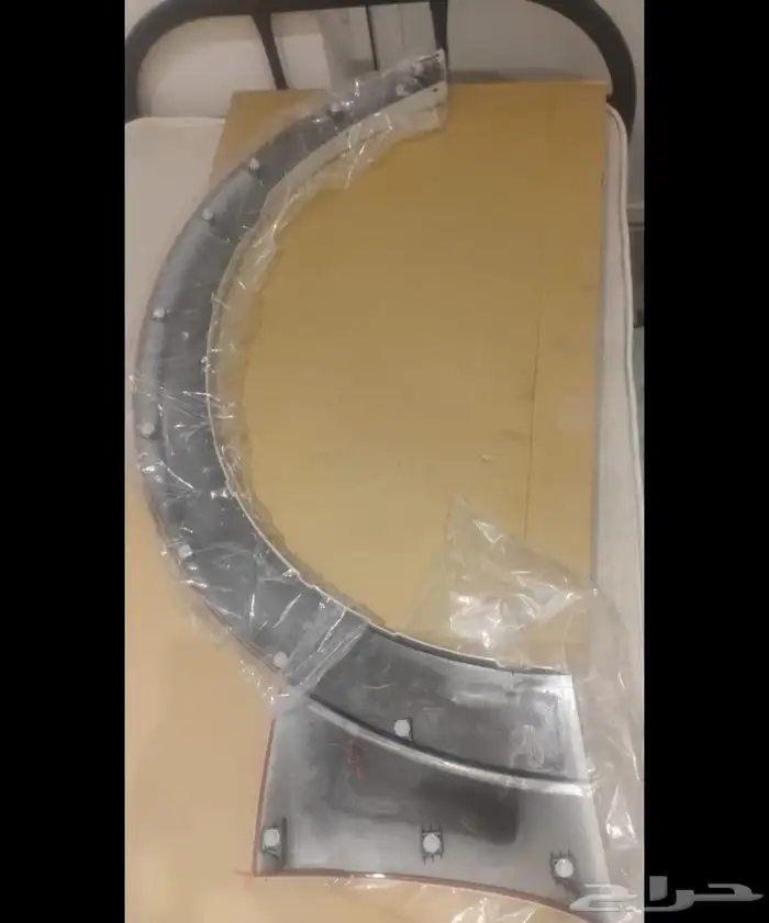 اكسسوار رفرف خارجي باجيرو اصلي موديل 2013 الى 2022 1