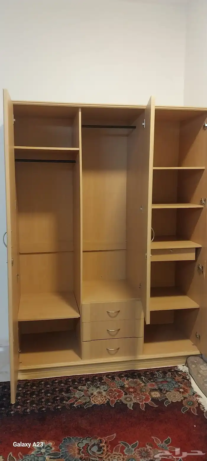 دولاب ملابس جديد على شرط 0