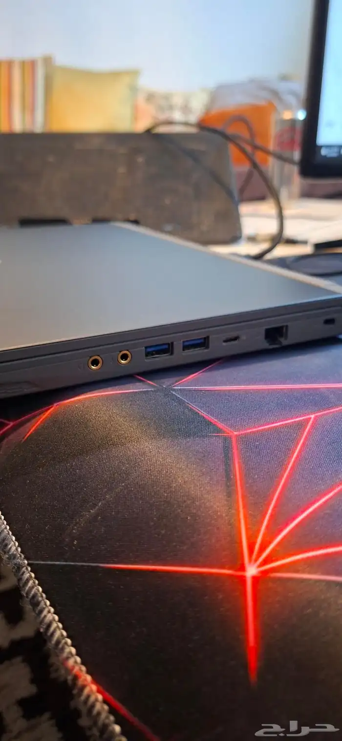 لابتوب قيمينق MSI استخدام نظيف 1