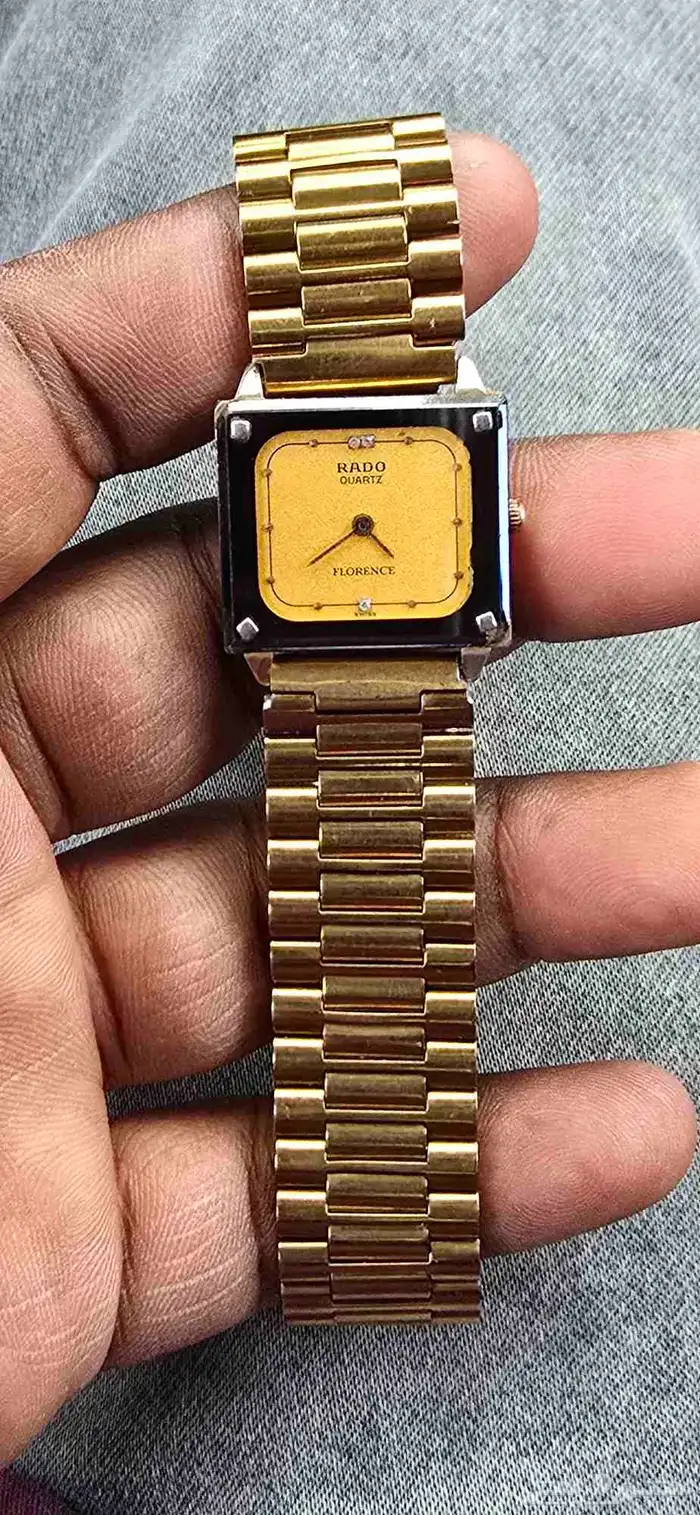 للبيع ساعة رادو سويسري 3