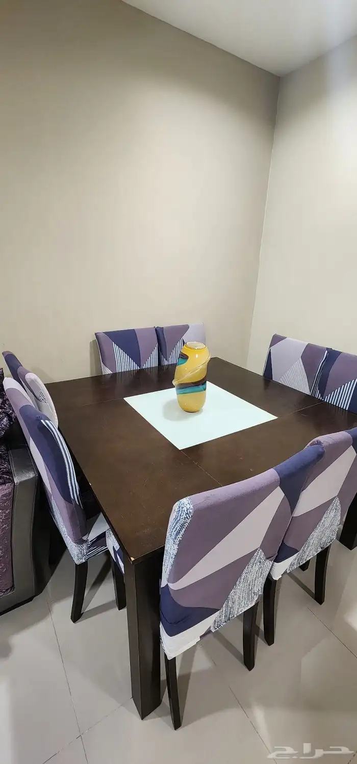 غرفة ضيوف مع غرفة طعام 1