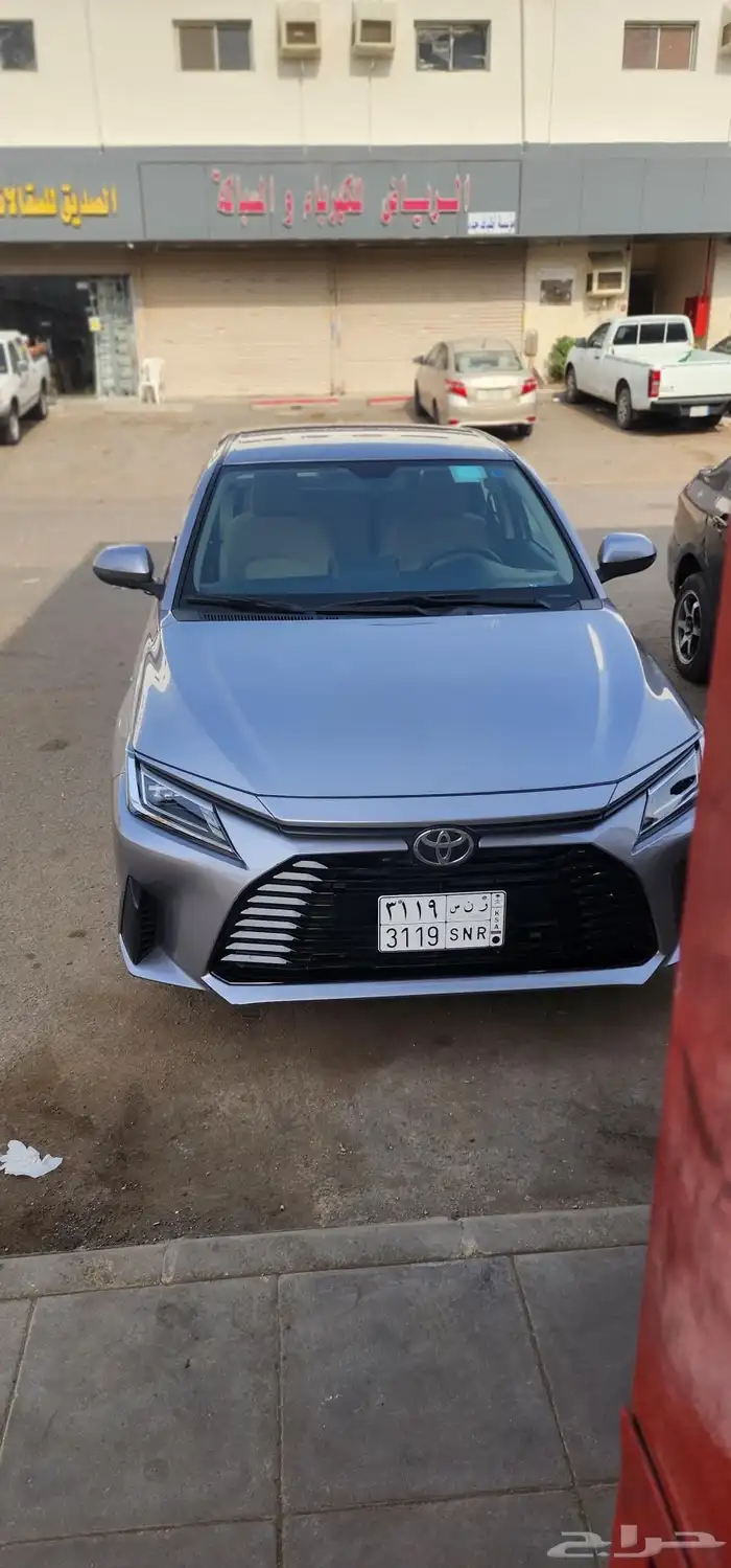 يارس وكالة ما عدا السقف راشش ممشى 58 الف كيلو السعر 47 3