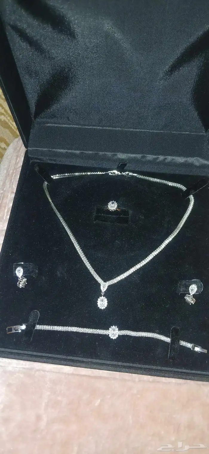 طقم مجوهرات مرصع ب الزريكون 5
